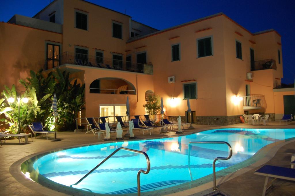 Hotel Terme Rosaleo Casamicciola Terme Exterior photo
