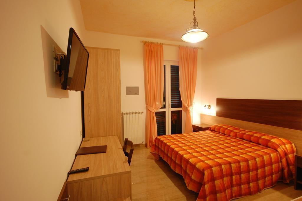 Hotel Terme Rosaleo Casamicciola Terme Exterior photo