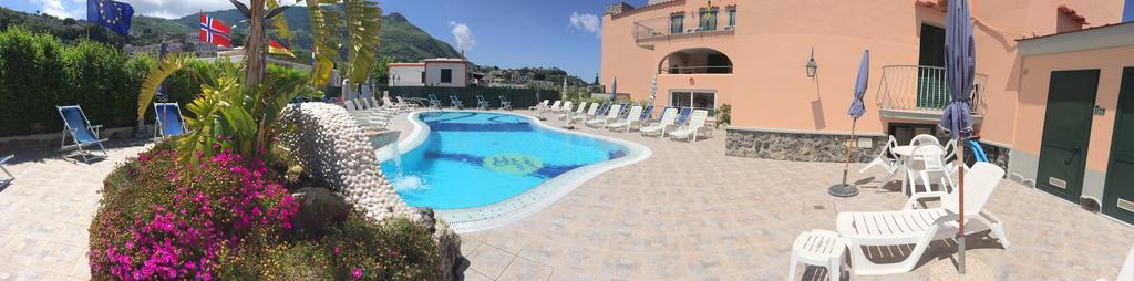 Hotel Terme Rosaleo Casamicciola Terme Exterior photo